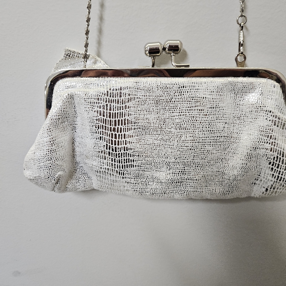 Elegant Silver Clutch Bag - Picture 7 of 13
